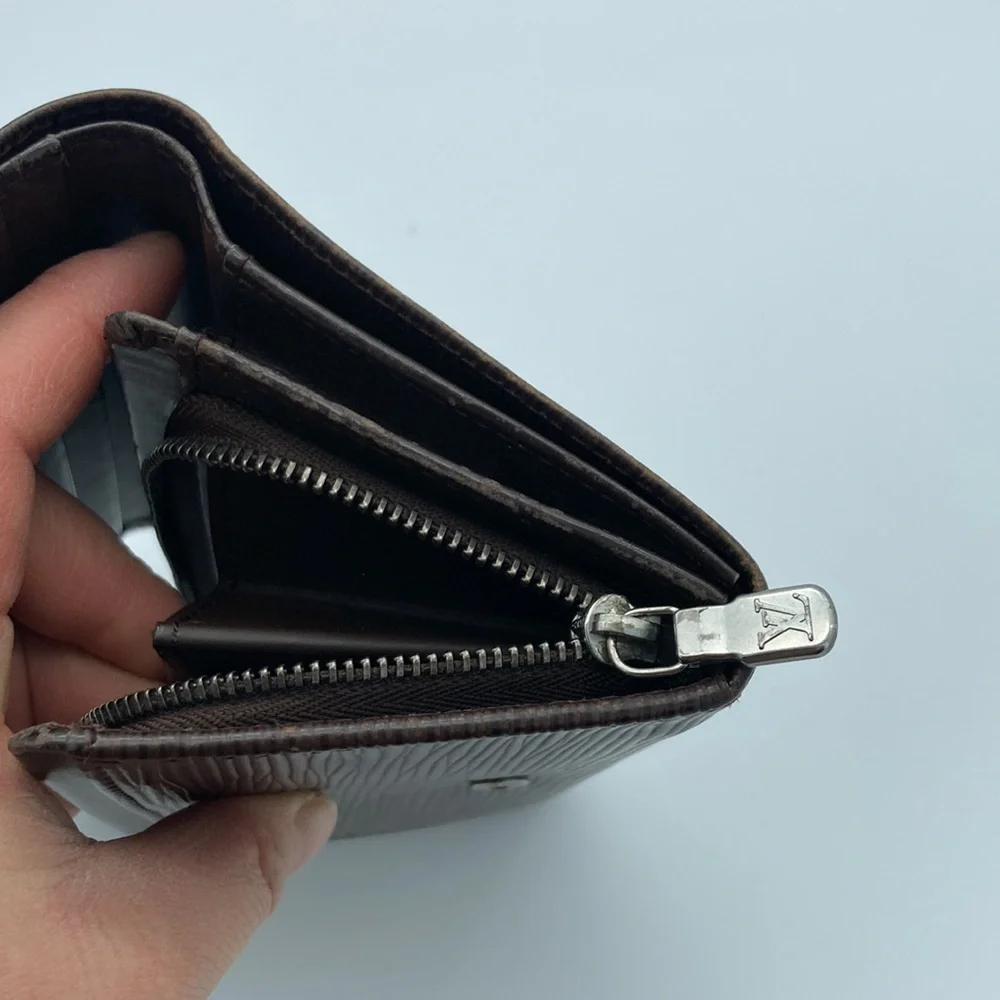 LOUIS VUITTON DARK BROWN EPI WALLET